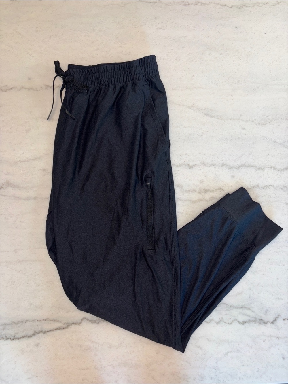 Old Navy Men's Go-Dry Cool KnitTech Joggers Men’s Black Large